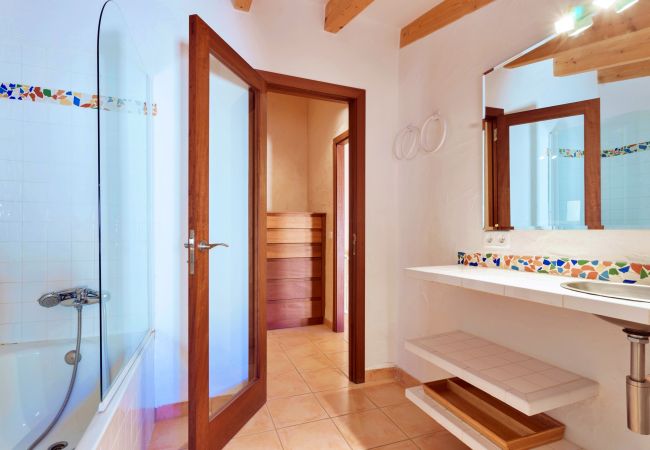 Finca en Buger - Cases de Buger - 31 personas - Tu Finca Mallorca Finca en Buger - Cases de Buger - 31 personas - Tu Finca Mallorca