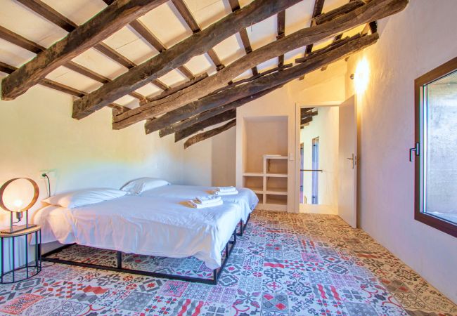 Finca en Buger - Cases de Buger - 31 personas - Tu Finca Mallorca Finca en Buger - Cases de Buger - 31 personas - Tu Finca Mallorca