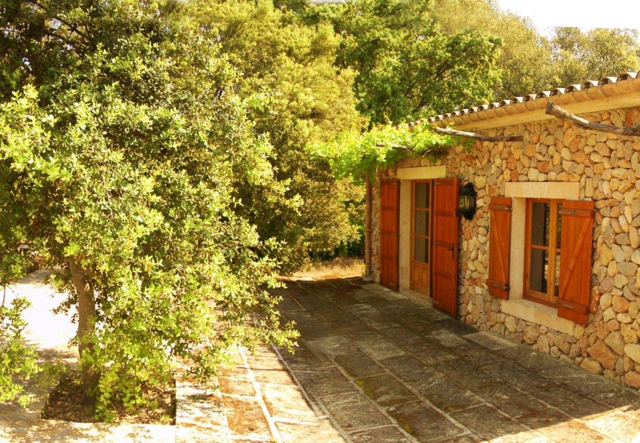 Finca in Buger - Cases de Buger - 12 Personen - Buger 