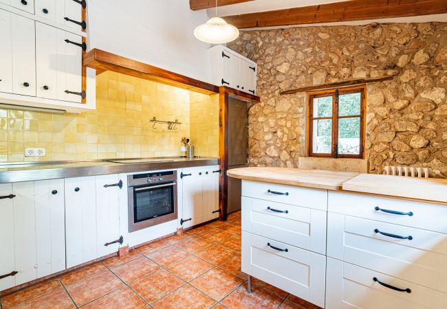 Country house in Buger - Finca Es´Sestadors - Buger - Tu Finca Mallorca Country house in Buger - Finca Es´Sestadors - Buger - Tu Finca Mallorca