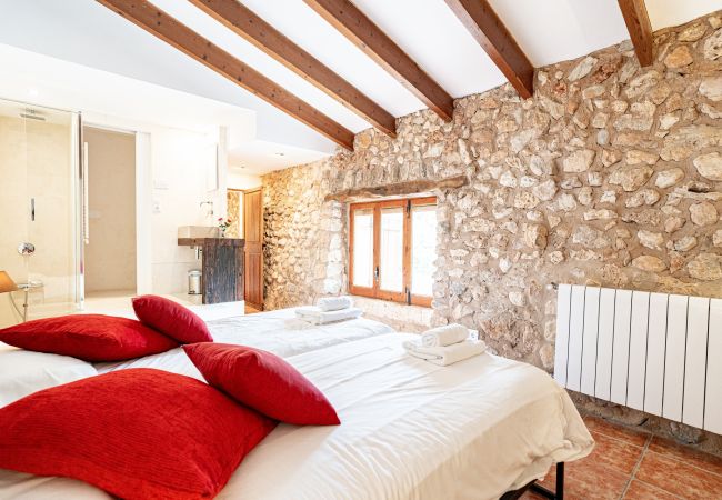 Country house in Buger - Finca Es´Sestadors - Buger - Tu Finca Mallorca Country house in Buger - Finca Es´Sestadors - Buger - Tu Finca Mallorca
