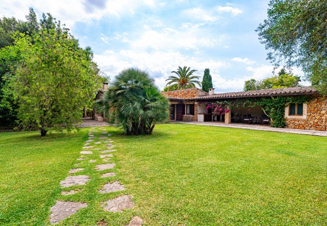 Country house in Buger - Finca Es´Sestadors - Buger - Tu Finca Mallorca Country house in Buger - Finca Es´Sestadors - Buger - Tu Finca Mallorca